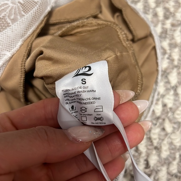 Lace skirt set - Picture 11 of 11